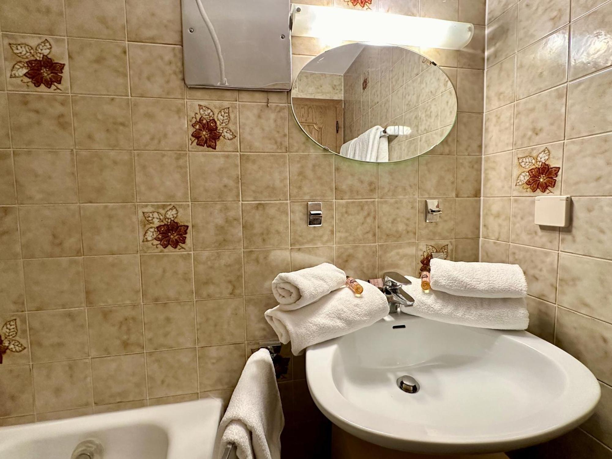 Apartments Max & Moritz كيرشبرغ ان تيرول الغرفة الصورة